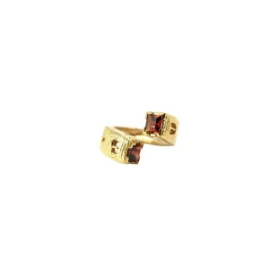 Hot Anello Torri Gotiche Argento Placcato Oro e Granati Rossi Anelli