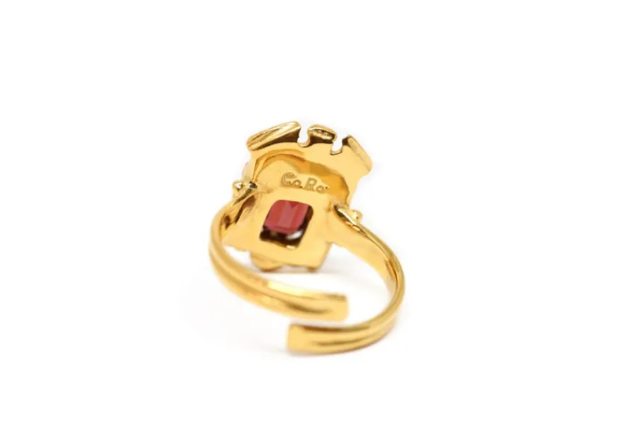 anello_zuccari_in_argento_1-1.webp Outlet Anello Zuccari in Argento 925 Placcato Oro con Granato Anelli